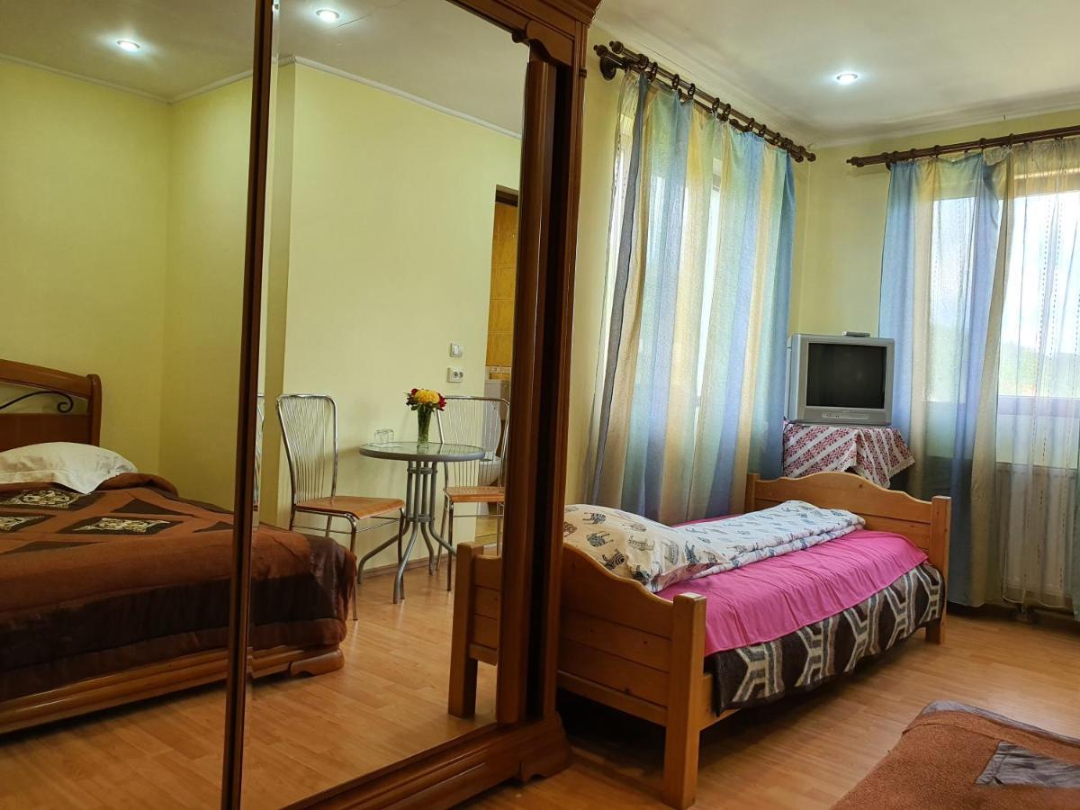 Casa Carpati Διαμέρισμα Zărneşti Εξωτερικό φωτογραφία
